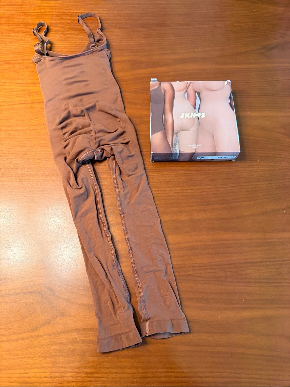 SKIMS - Picture 2 of 5